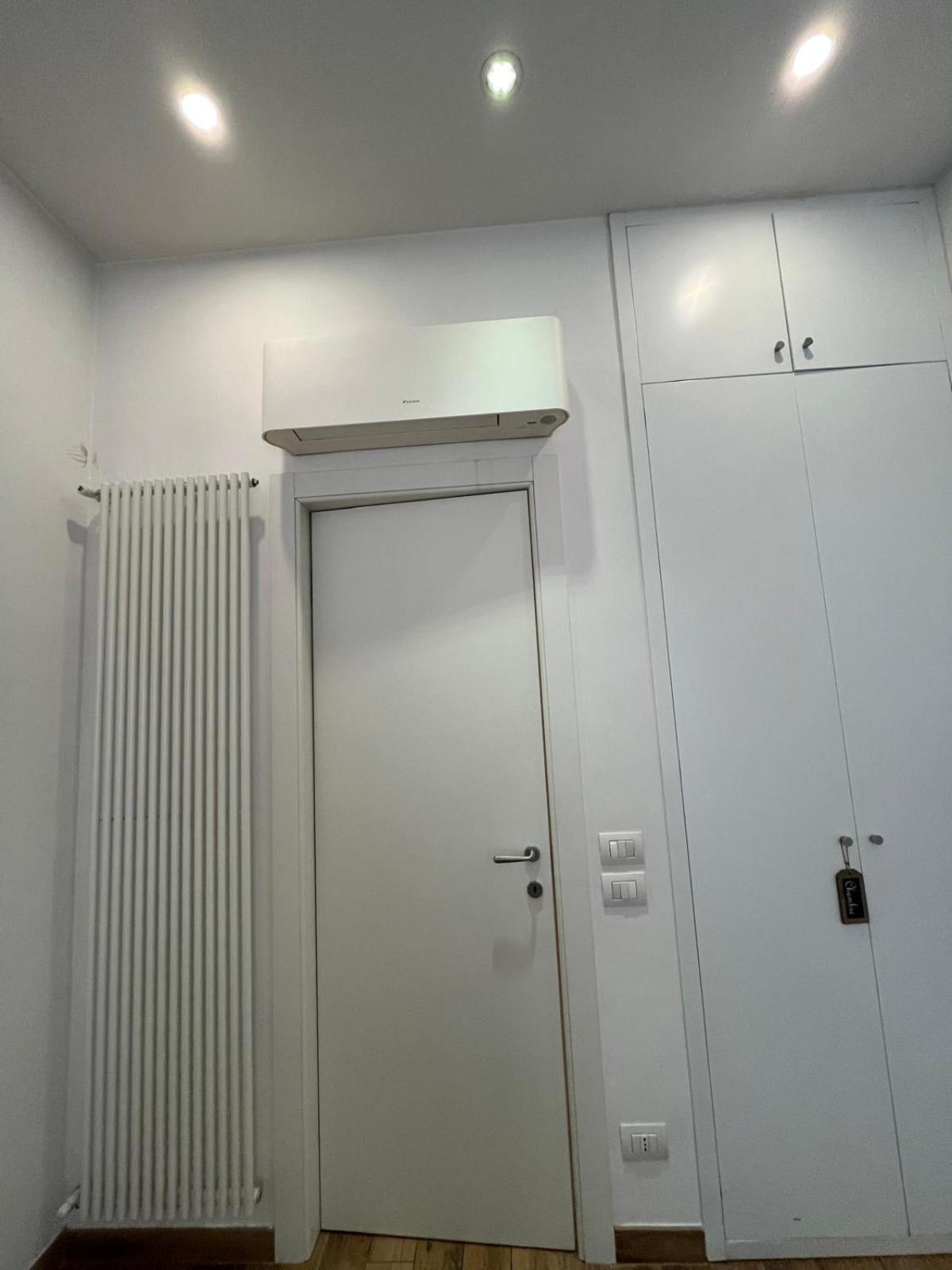 La Dolce Vita - Luxury Colosseum Boutique Apartment Rome Extérieur photo